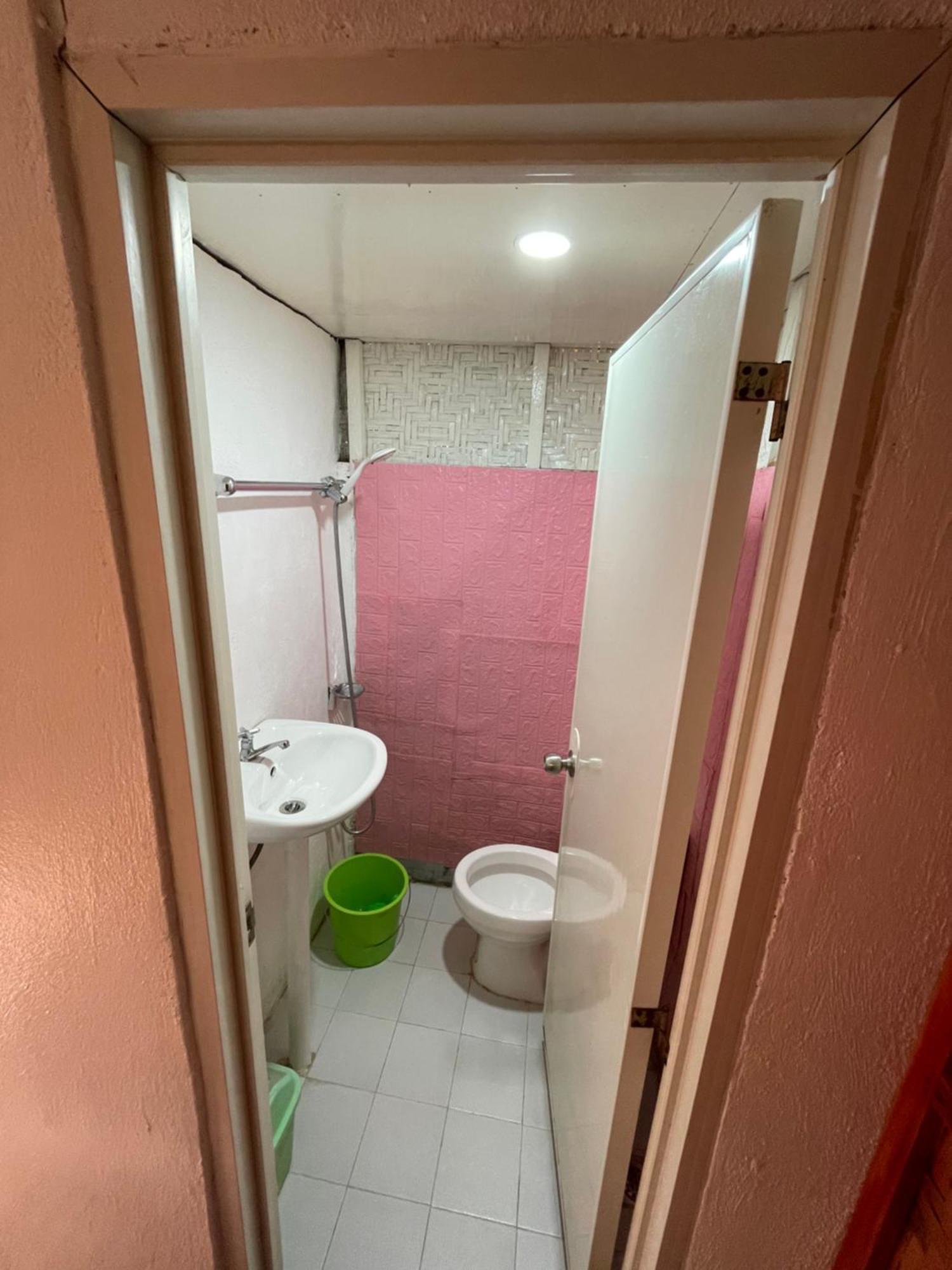 Fely'S Homestay Batuan エクステリア 写真