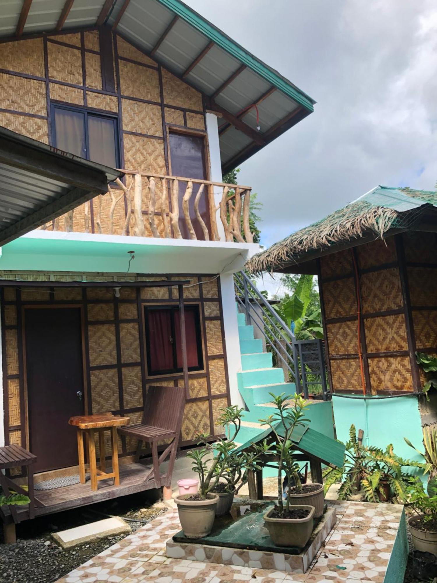 Fely'S Homestay Batuan エクステリア 写真